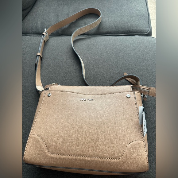 Nine West Beige and Cream Handbag - Picture 1 of 3